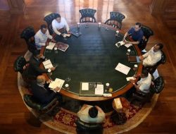 Prabowo Panggil Bahlil hingga Menlu ke Hambalang