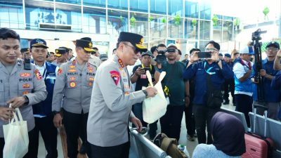 Wakapolri Tinjau Udara Arus Mudik, Pastikan Penyeberangan Merak–Bakauheni Terkendali