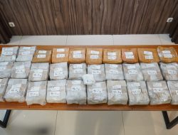 Polda Merto Jaya Menggagalkan Peredaran 32 Kg Sabu Asal Malaysia