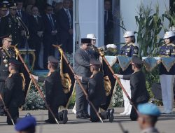 Kapolda Metro Jaya Terima Tanda Kehormatan Nugraha Sakanti dari Presiden RI